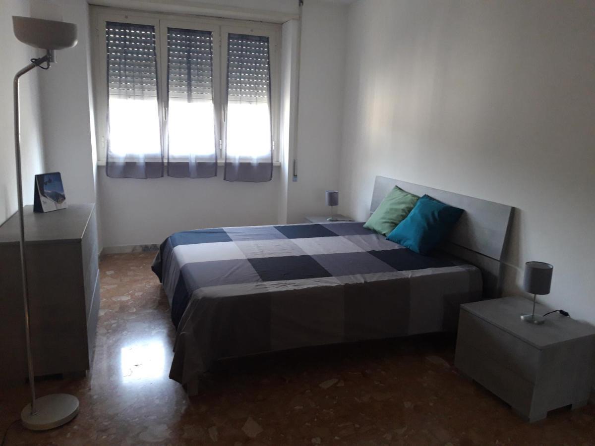 Camera Matrimoniale Vicino A San Pietro מראה חיצוני תמונה